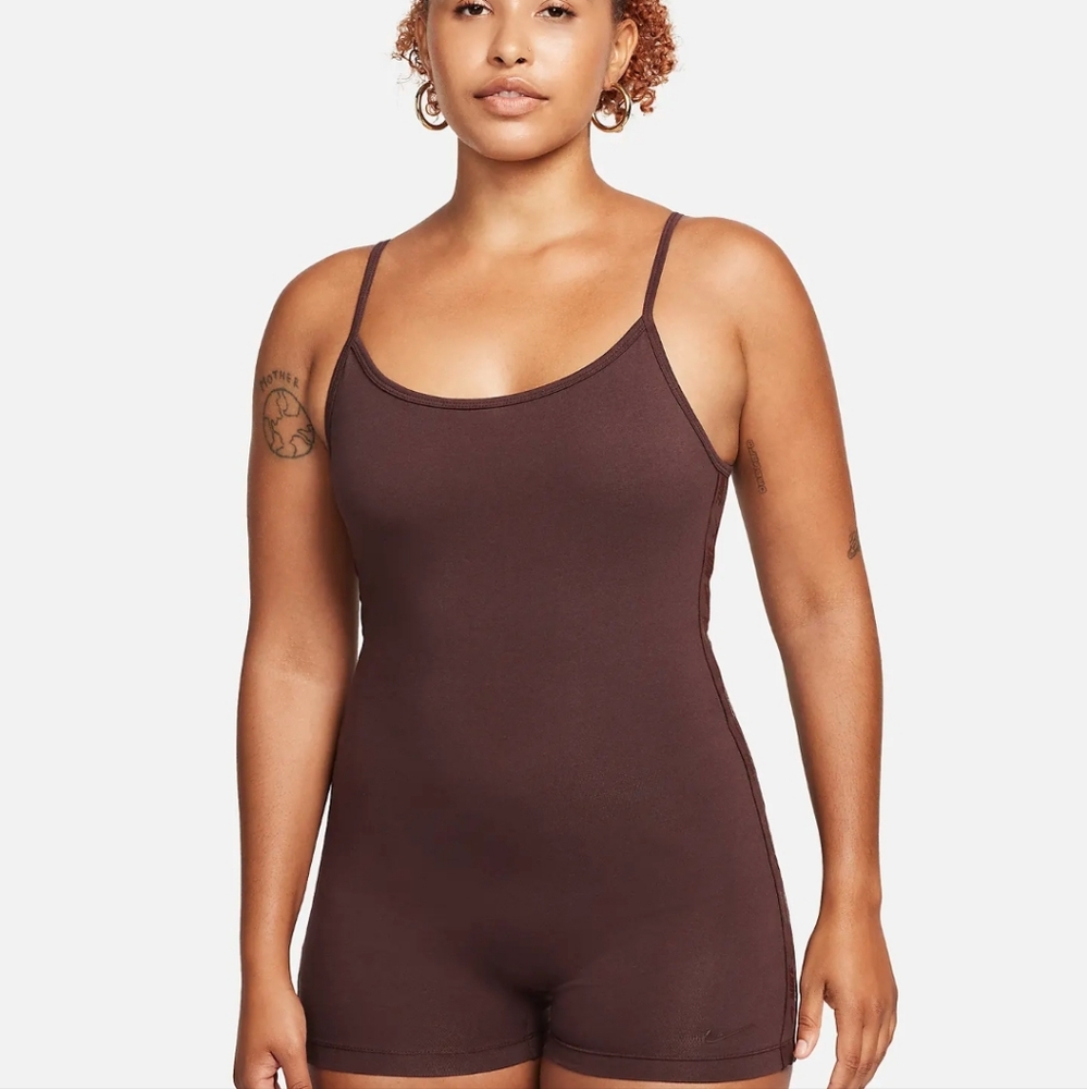 Nike Sportswear bodysuit - Picture 1 of 4